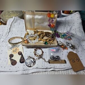 Assorted Vintage-Inspired Jewelry Lot - Gold Tone with Multicolor Beads